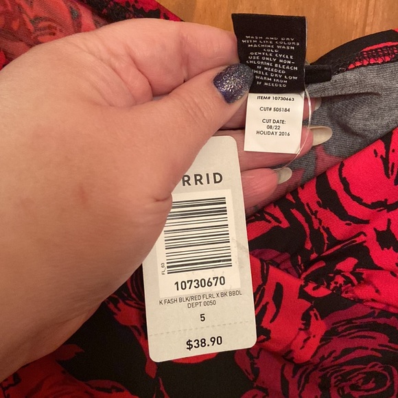 Torrid criss cross rose floral babydoll tank top size 5 NWT 🌹 - Picture 5 of 5